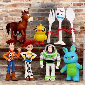 7pcs Toy Story Figures, with Woody, Buzz and Rex, Ideal as a Gift.